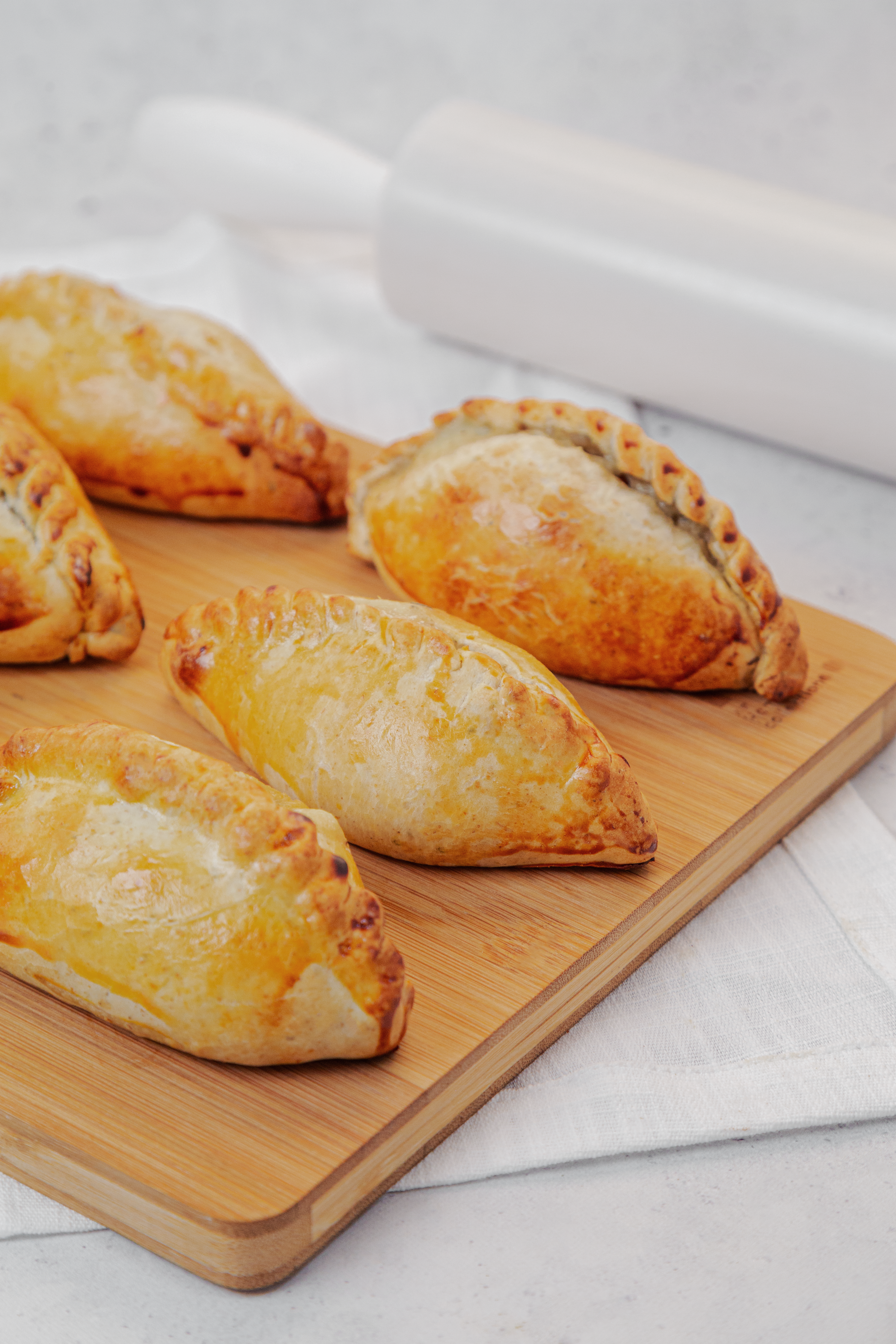 empanada de cebolla y queso de bufalla web